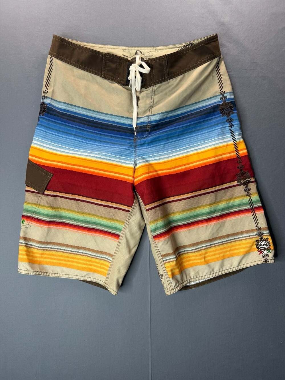 Y2K Billabong Hecho De Board Shorts Mexican Theme Size 34 Striped